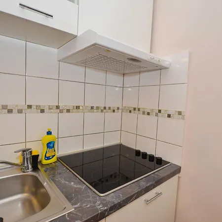 Apartment Charming In The Heart Of Rovinj, Steps From Carera Street *