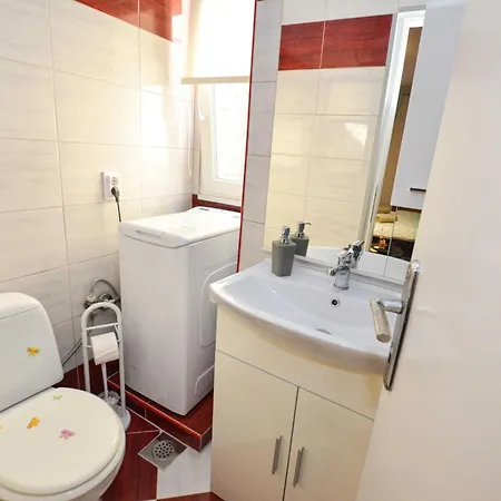 Apartment Charming In The Heart Of Rovinj, Steps From Carera Street Rovinj